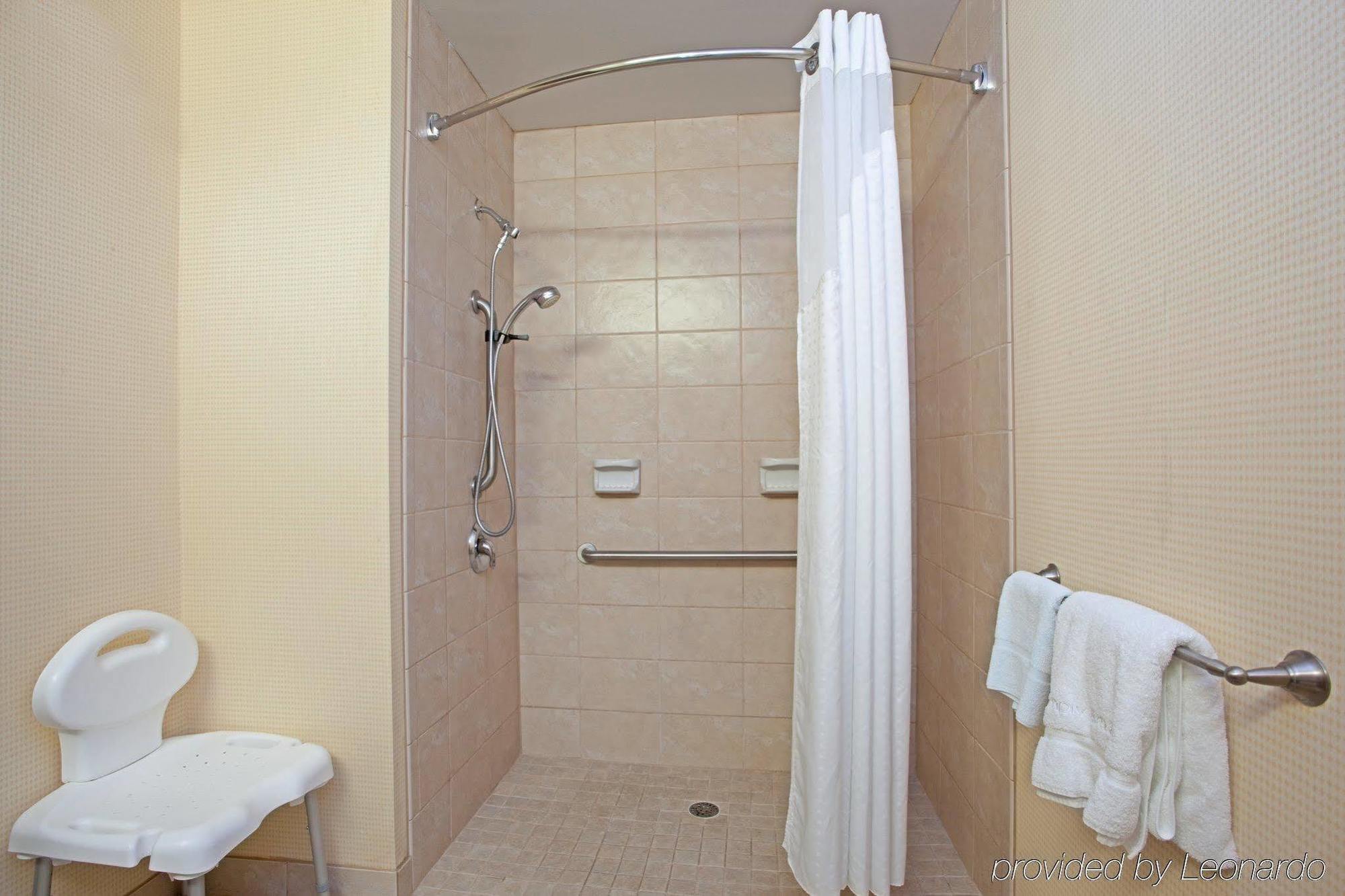 Holiday Inn Express Princeton/I-77 By Ihg Esterno foto
