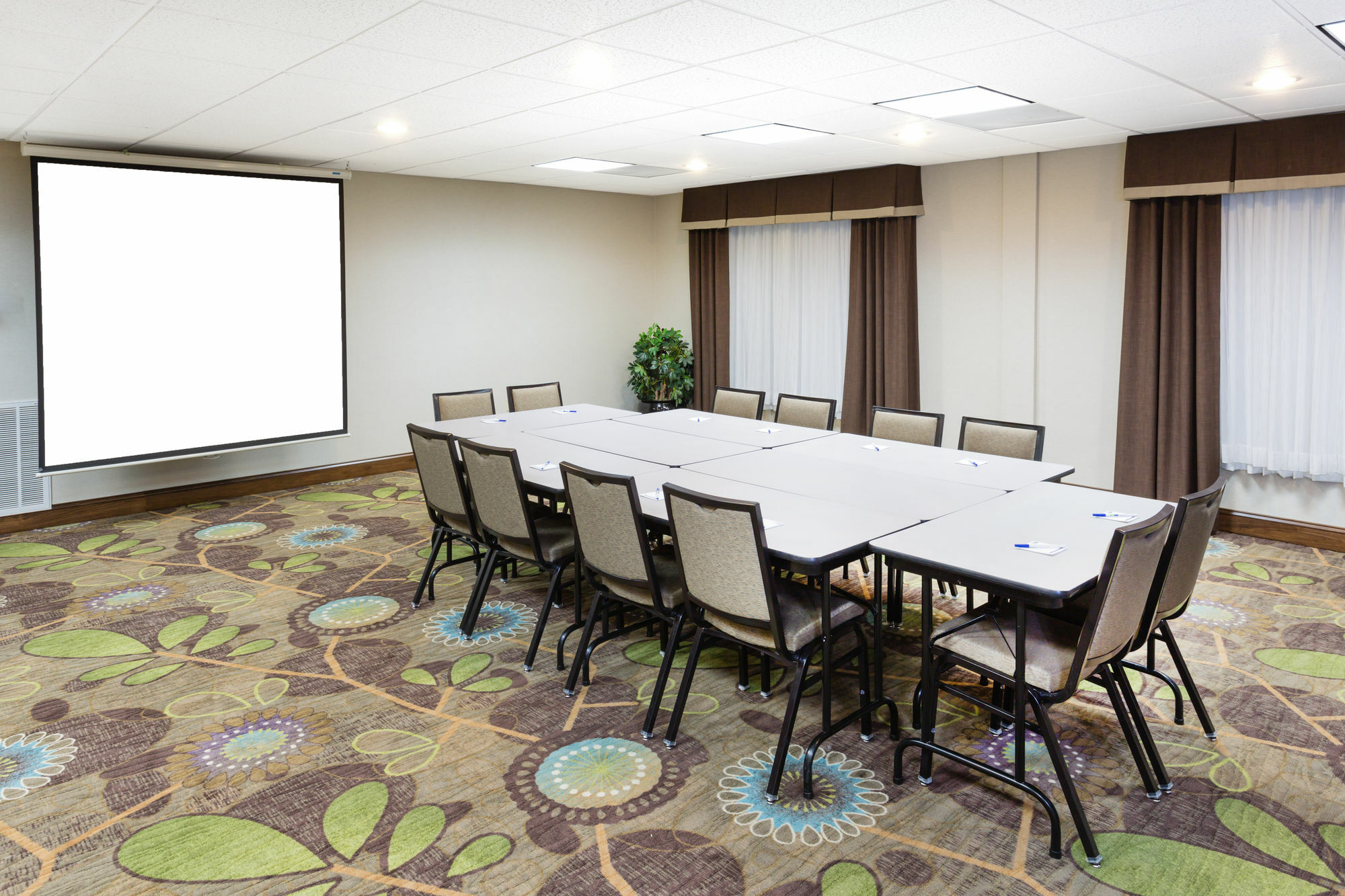 Holiday Inn Express Princeton/I-77 By Ihg Esterno foto