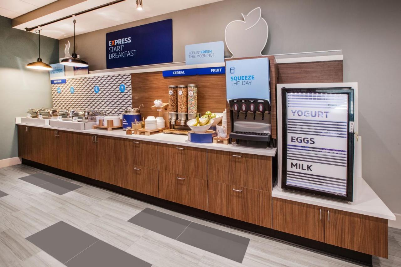 Holiday Inn Express Princeton/I-77 By Ihg Esterno foto