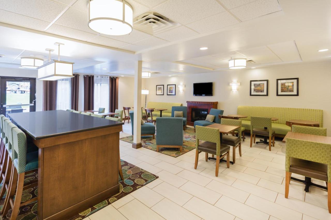 Holiday Inn Express Princeton/I-77 By Ihg Esterno foto